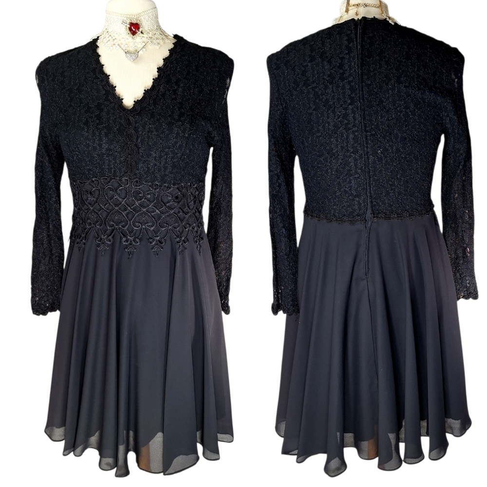 Vintage 90s Goth Witchy Lace Heart Dress Womens Large XL Black Long Sleeve